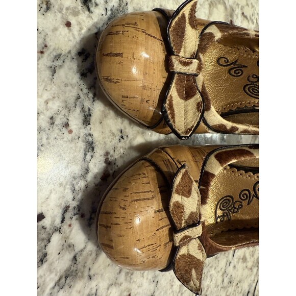 Naughty Monkey Heels Womens 8 Cork Cheetah Print Fuzzy Pointed Toe - Picture 8 of 8